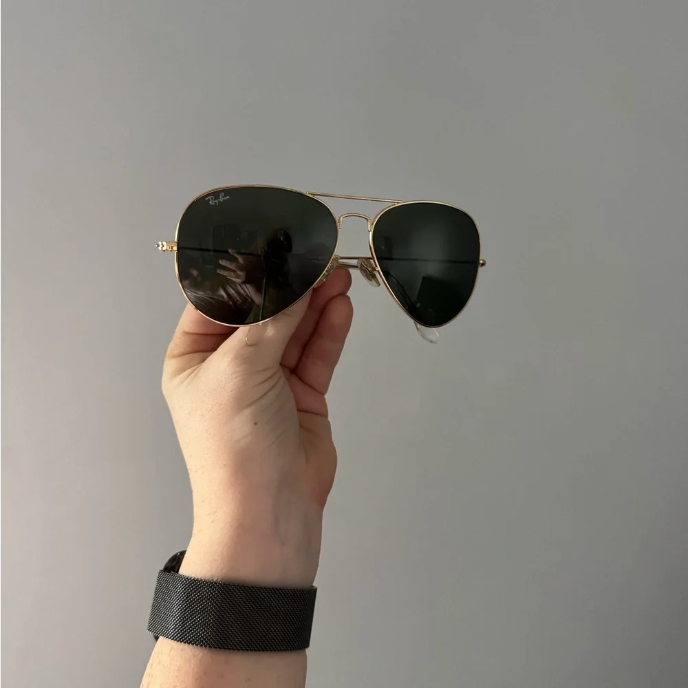 Ray-Ban Gold Frame Aviator Sunglasses - Picture 1 of 7